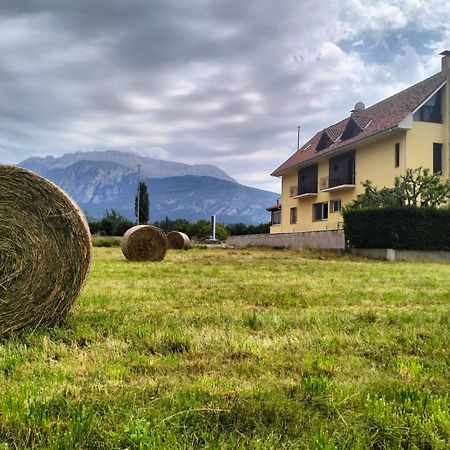 Alojamientos Turisticos Turbon - Campo กัมโป ภายนอก รูปภาพ